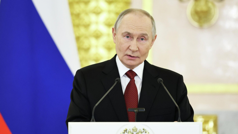 Путин поблагодарил артистов, поддерживающих бойцов СВО