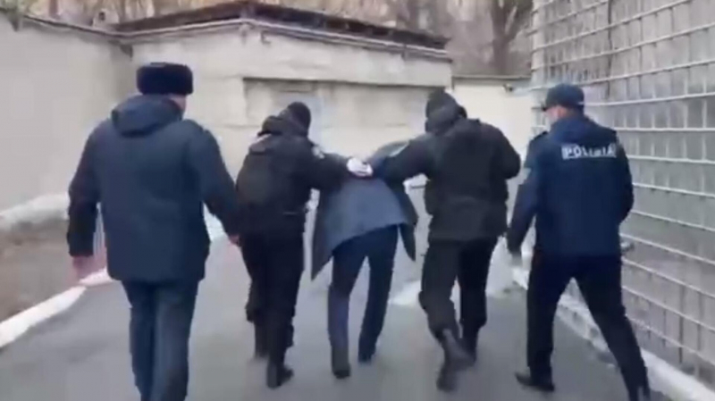 Убийство 21-летней девушки: начальник полиции и его заместитель уволены в Шымкенте