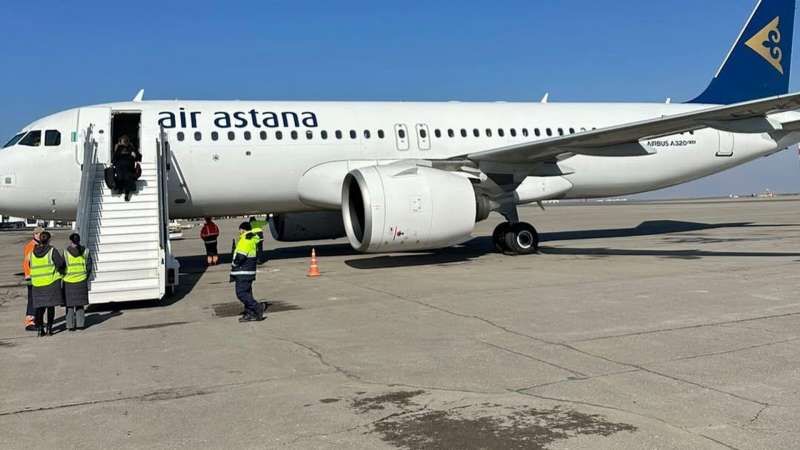 Air Astana прокомментировала инцидент с самолетом в Актау
