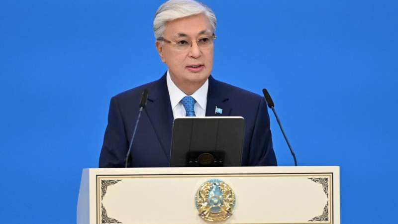 Токаев подписал запрет букмекерам рассылать рекламу на смартфоны и он-лайн платформы
