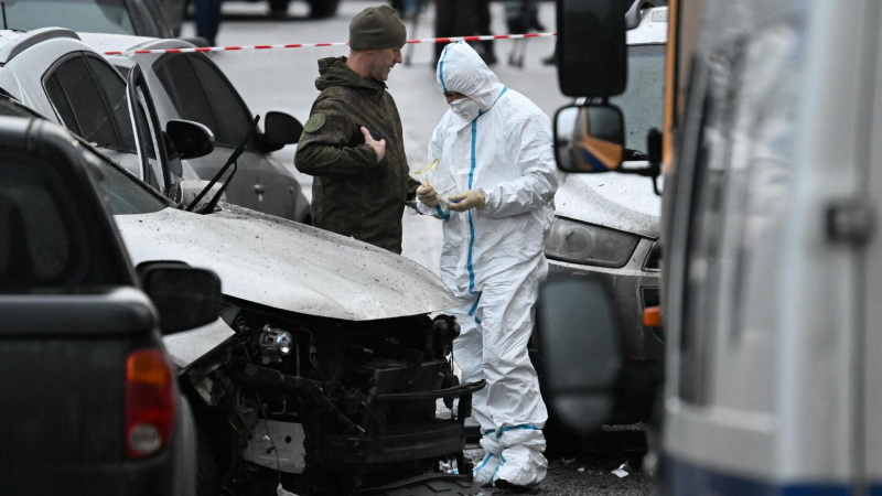 В Москве при взрыве бомбы погиб начальник управления Генштаба ВС России